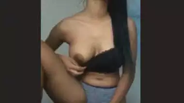 Sexy Sri Lankan Girl 1 more New Video Must Watch Guys Part 2