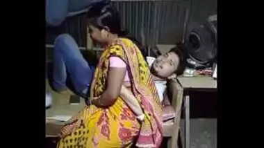 Desi village bhabi fun with her devar?s