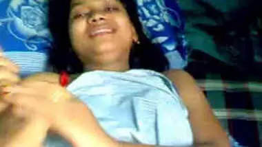 Mumbai college girl Shilpa boob show