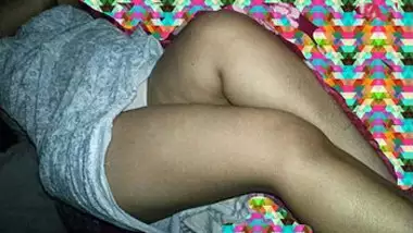 Hot ass Mallu wife riding hubby?s cock *saree, boob, pussy pics attached