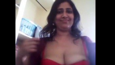 Panty Bra Cleavage Porn - Sister In Black Bra Porn porn