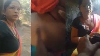 Horny man fucks a desi randi in a plastic hut on the road