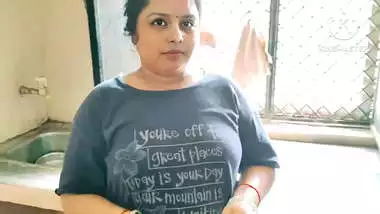 Indian bhabhi fuking neighbour boy's