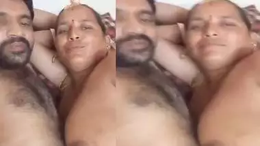 Mature aunty hugging topless big boobs viral show