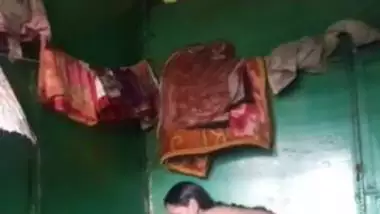 Village Desi XXX aunty loves riding her husband?s cock MMS