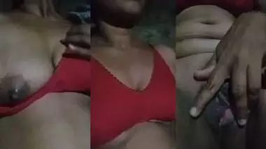 Village lady secretly shows her boobs and pussy on camera